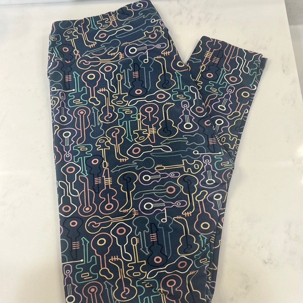 LuLaRoe T/C Guitar Leggings